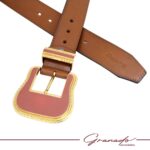 Cinto Feminino de Couro Caramelo e Fivela Acrílico Cor Rosé  (com passador) Banhado a Ouro - GR - Imagem 4